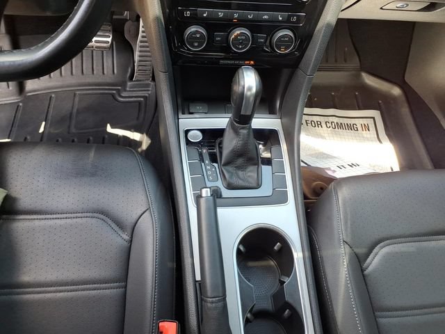 Used 2021 Volkswagen Passat 2.0T R-Line FWD image 14