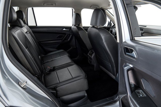Used 2021 Volkswagen Tiguan SE R-Line image 36