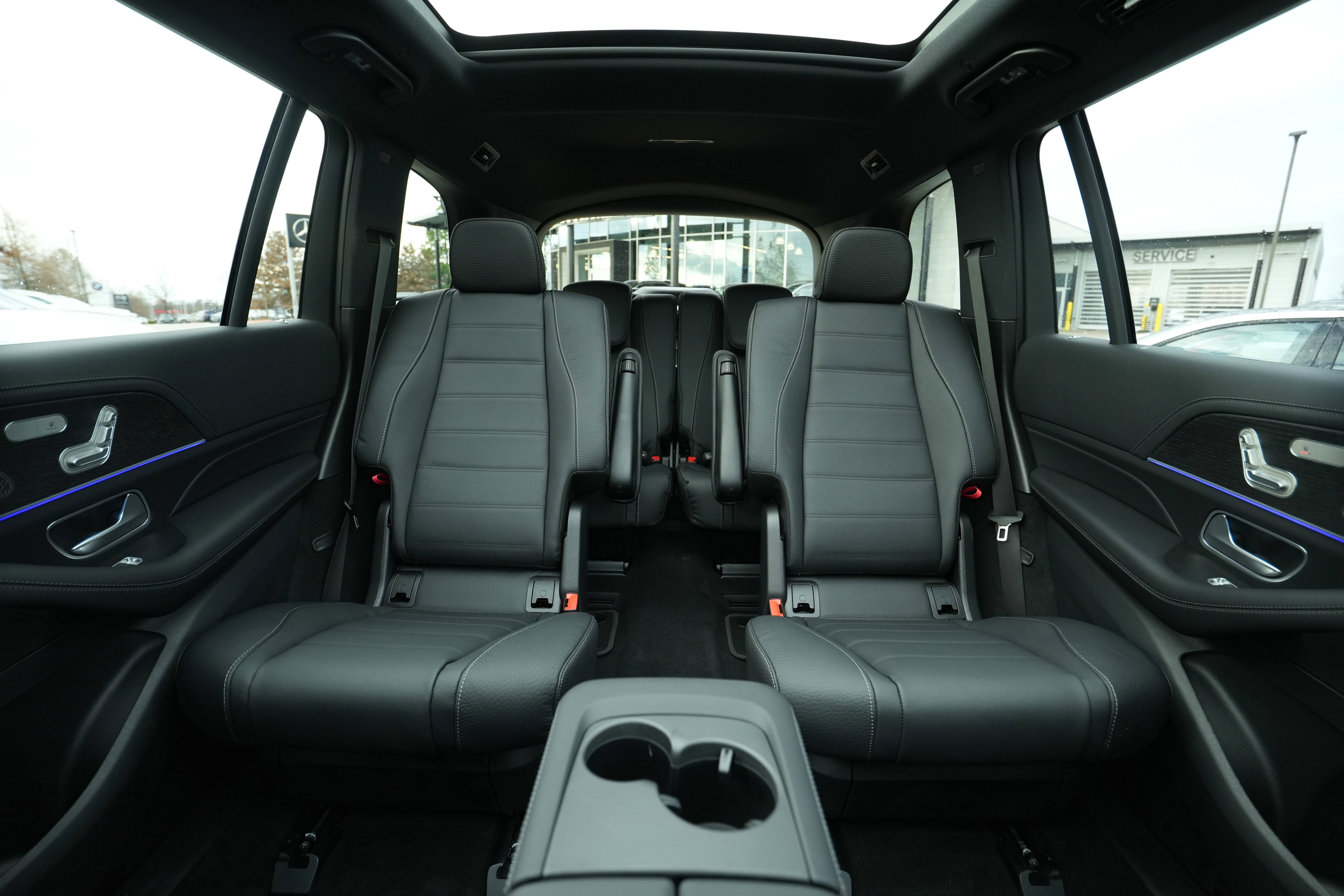 New 2026 Mercedes-Benz GLS 450 4MATIC image 37