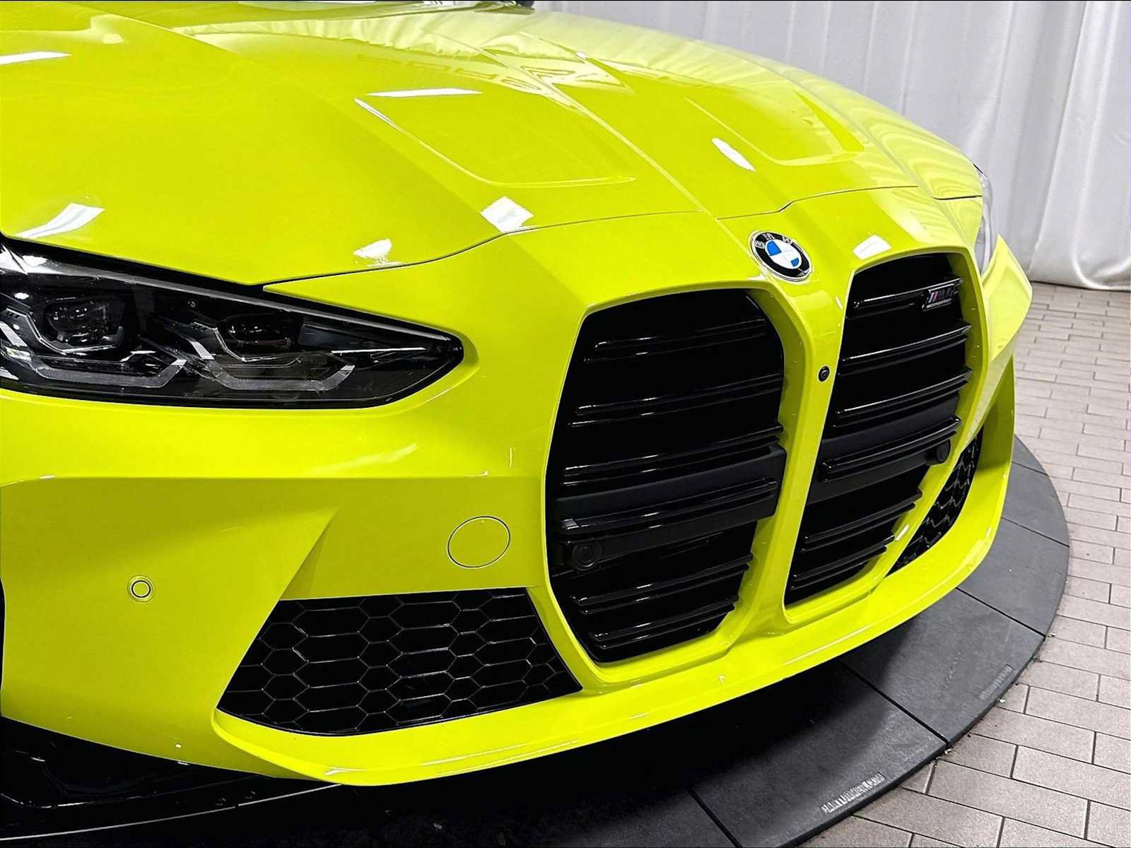Used 2022 BMW M4 Competition w/ Executive Package RWD image 32