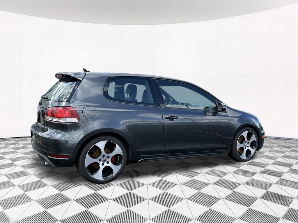 Used 2011 Volkswagen Golf 2-Door image 9