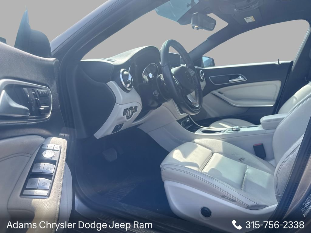 Used 2016 Mercedes-Benz CLA 250 image 13