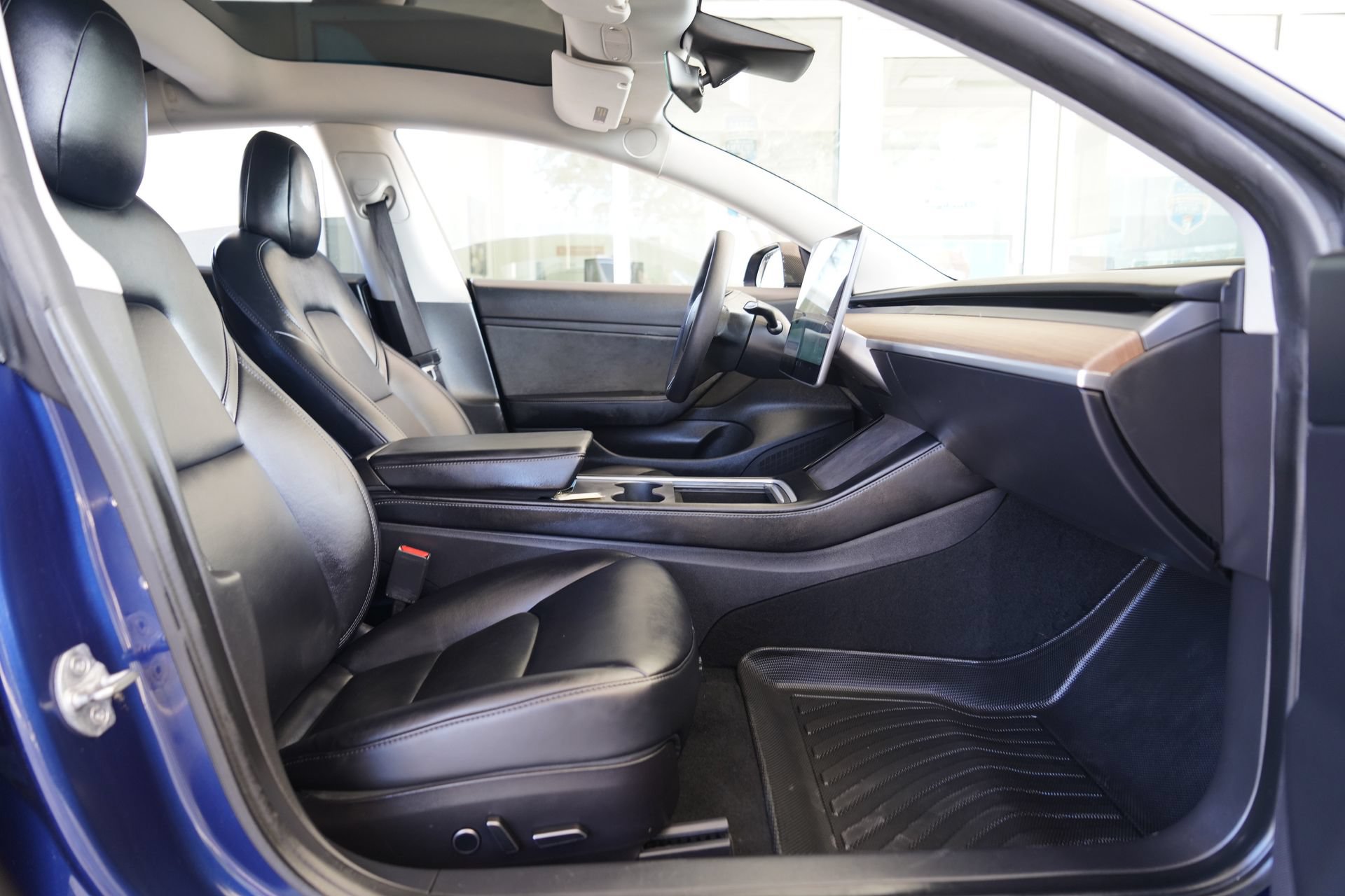 Used 2021 Tesla Model 3 Standard Range Plus RWD image 21