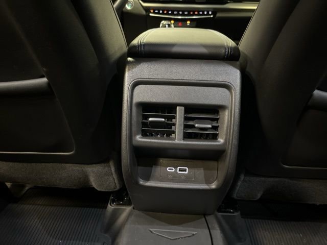 Used 2025 Cadillac XT4 Sport w/ LPO, Floor Liner Package image 17