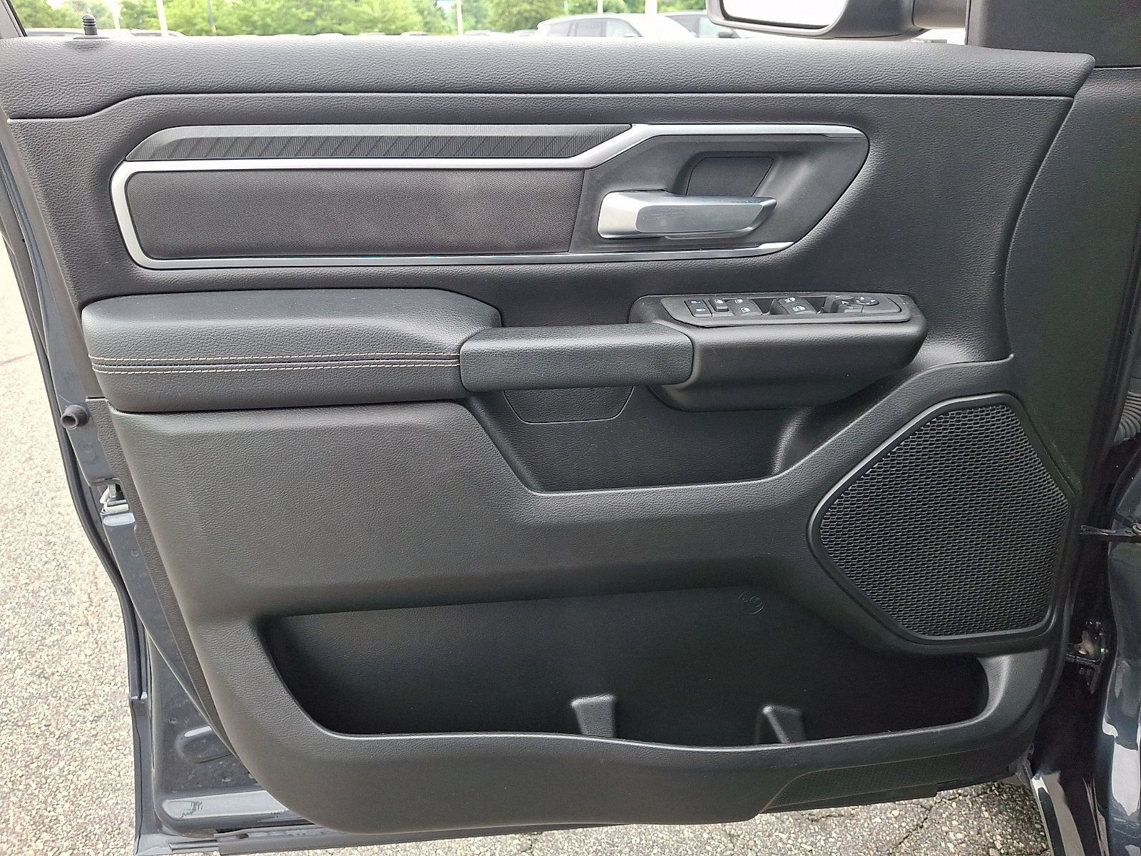 Used 2025 RAM 1500 Big Horn AWD/4WD image 12