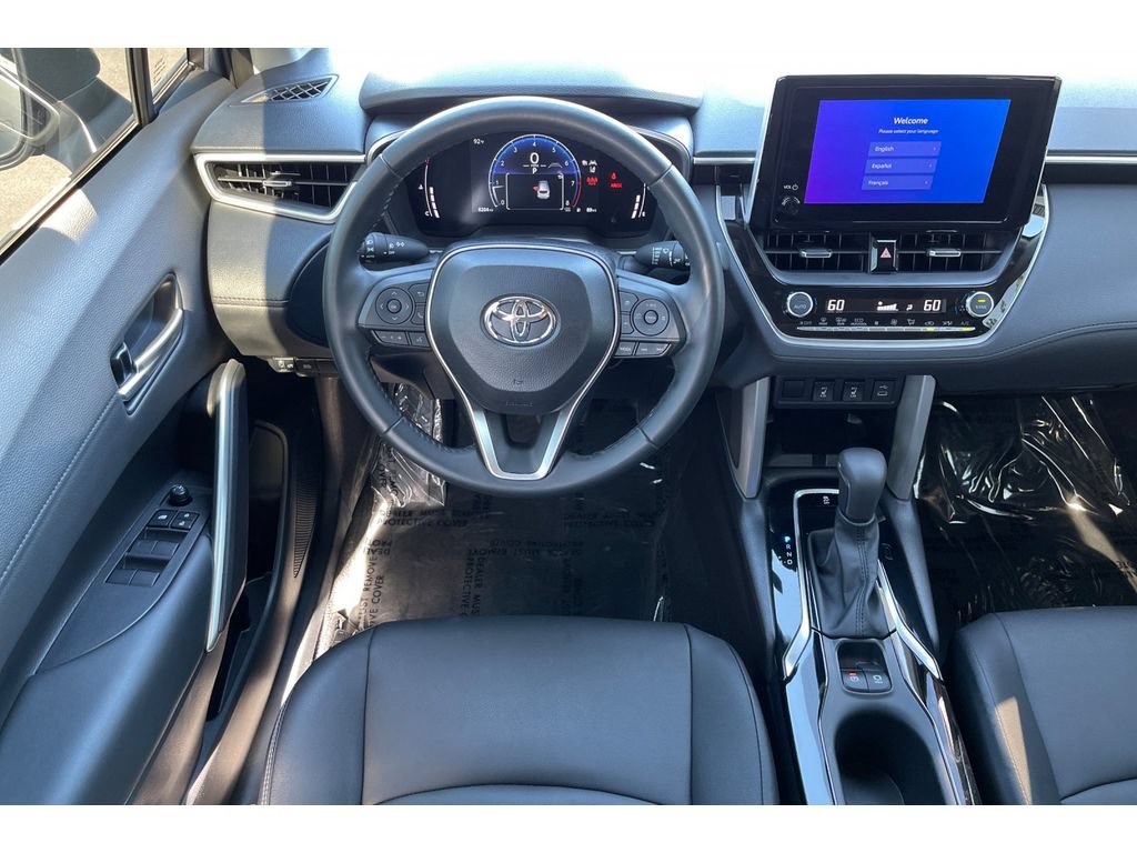 Used 2024 Toyota Corolla Cross XLE w/ Convenience Package FWD image 16