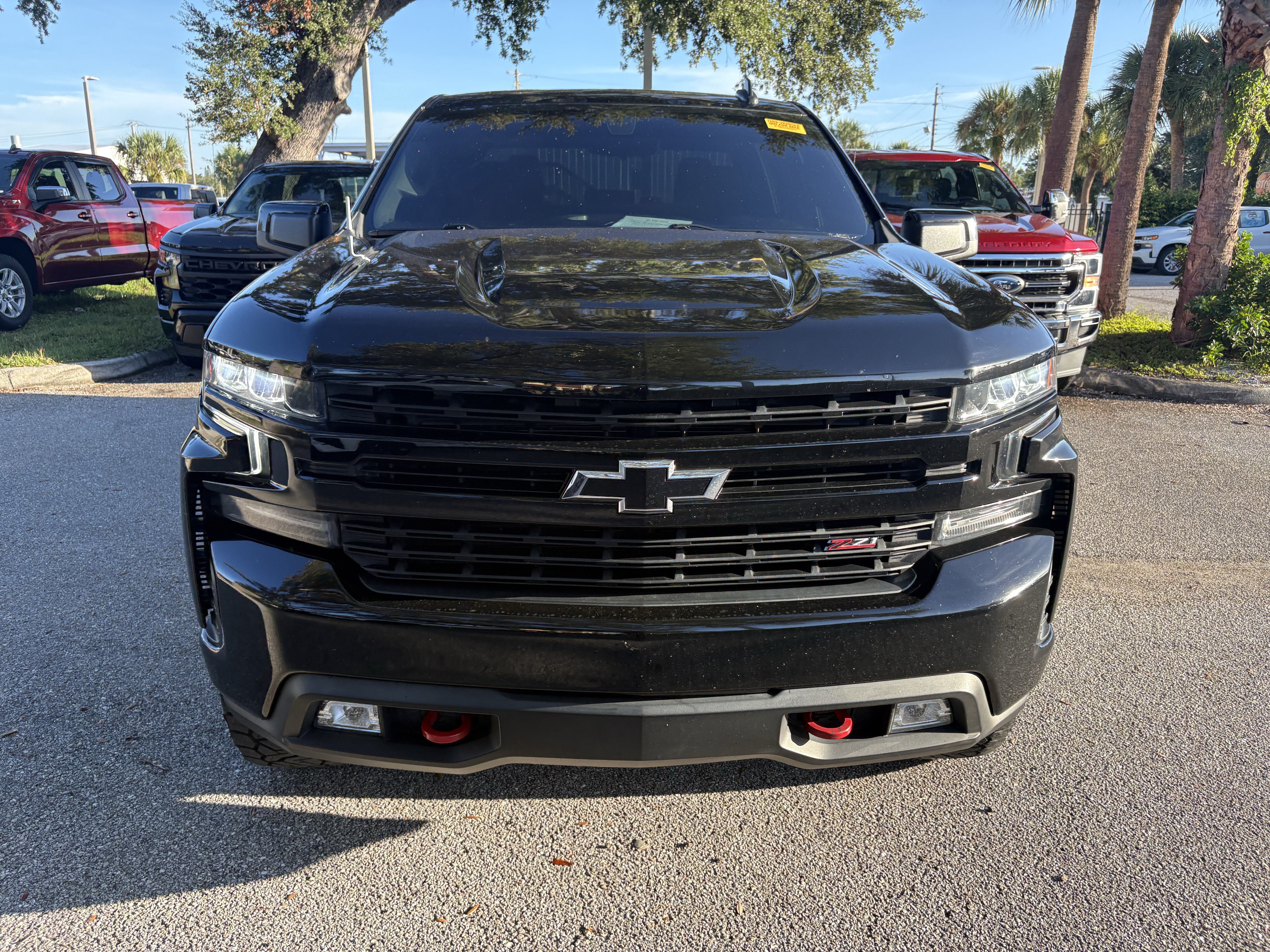 Used 2021 Chevrolet Silverado 1500 LT Trail Boss w/ Bed Protection Package AWD/4WD image 2