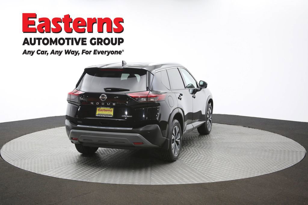 Used 2021 Nissan Rogue SV w/ Premium Package image 43