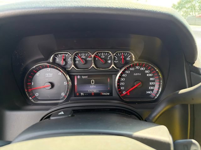 Used 2016 GMC Yukon SLE w/ HD Trailering Package AWD/4WD image 16
