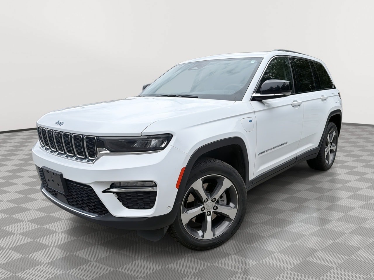 Used 2022 Jeep Grand Cherokee Limited 4xe w/ Luxury Tech Group II AWD/4WD image 1