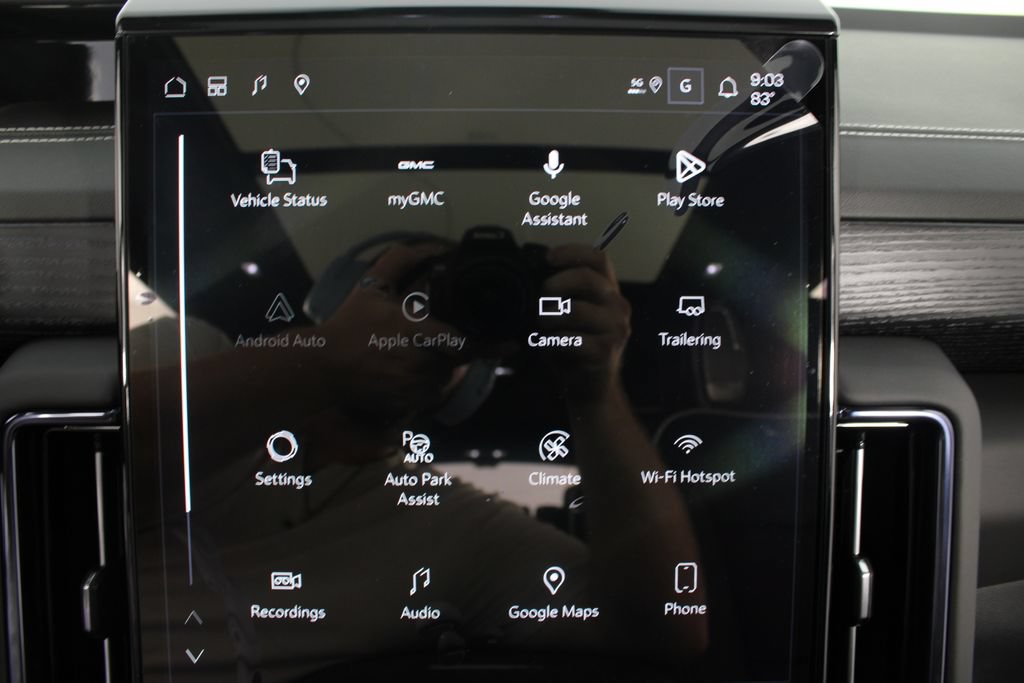 New 2026 GMC Yukon XL AT4 Ultimate AWD/4WD image 6