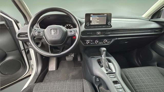 Used 2023 Honda HR-V LX image 9