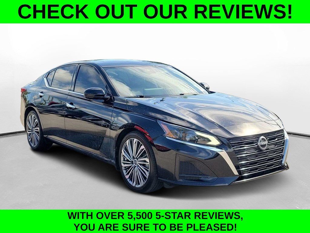 Used 2024 Nissan Altima 2.5 SL FWD image 3