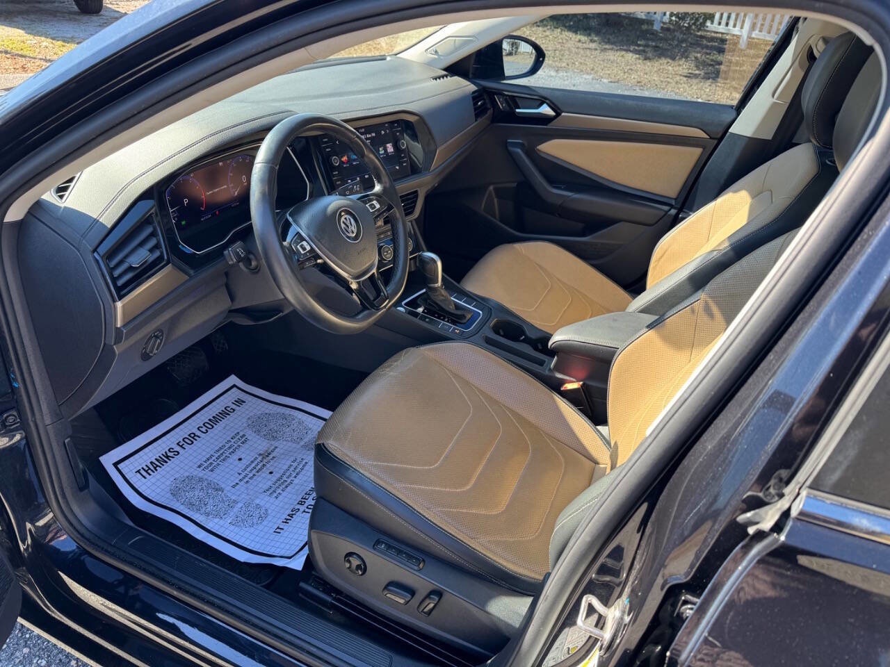 Used 2019 Volkswagen Jetta SEL Premium image 9