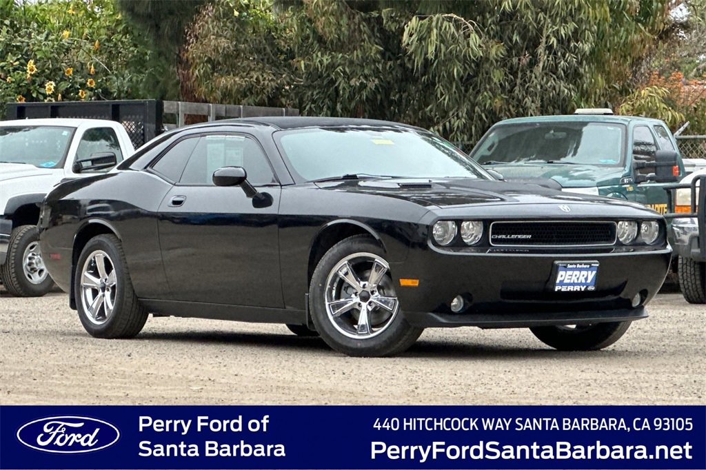 Used 2009 Dodge Challenger SE