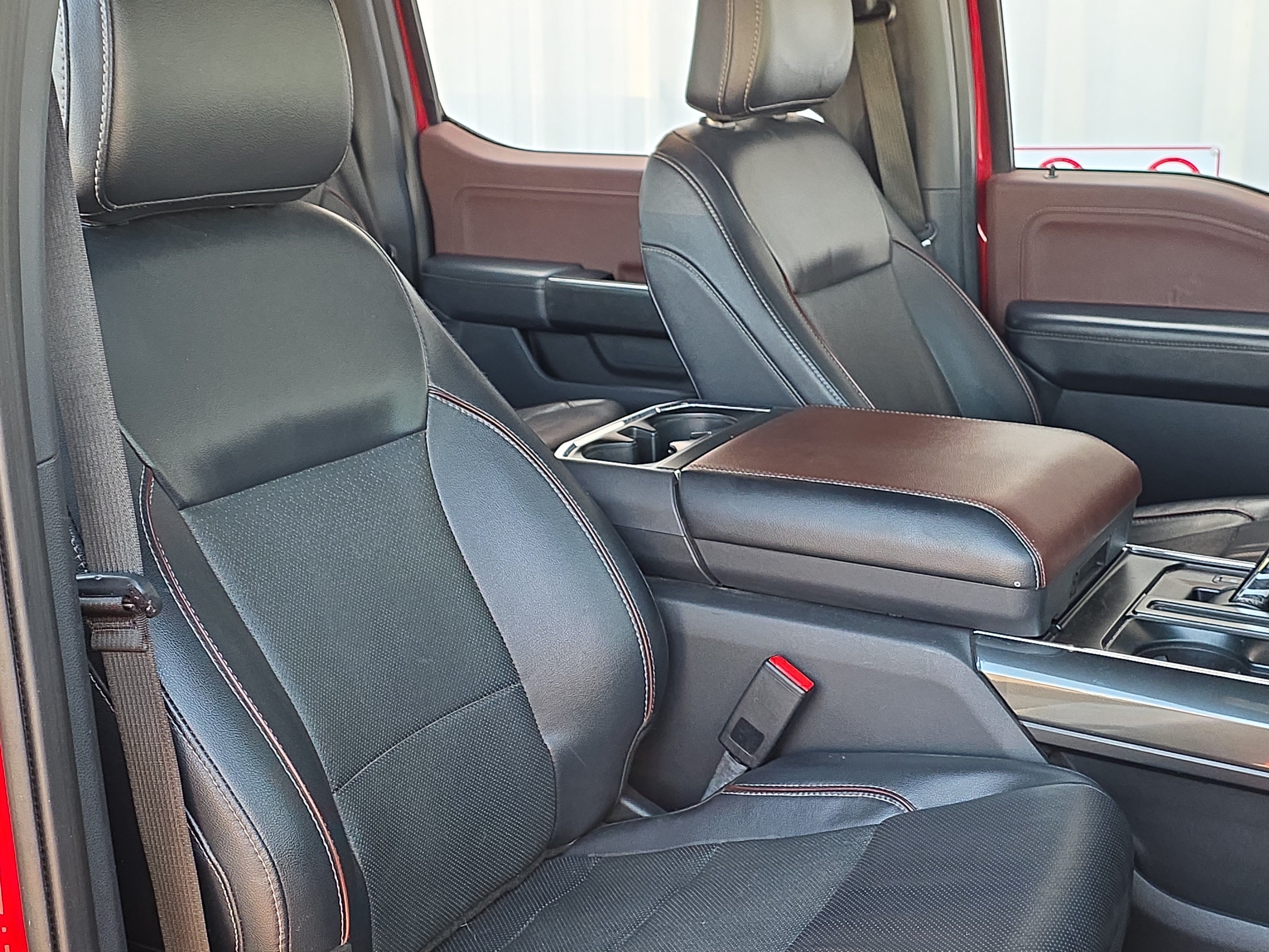 Used 2023 Ford F150 Lariat w/ Max Trailer Tow Package AWD/4WD image 35