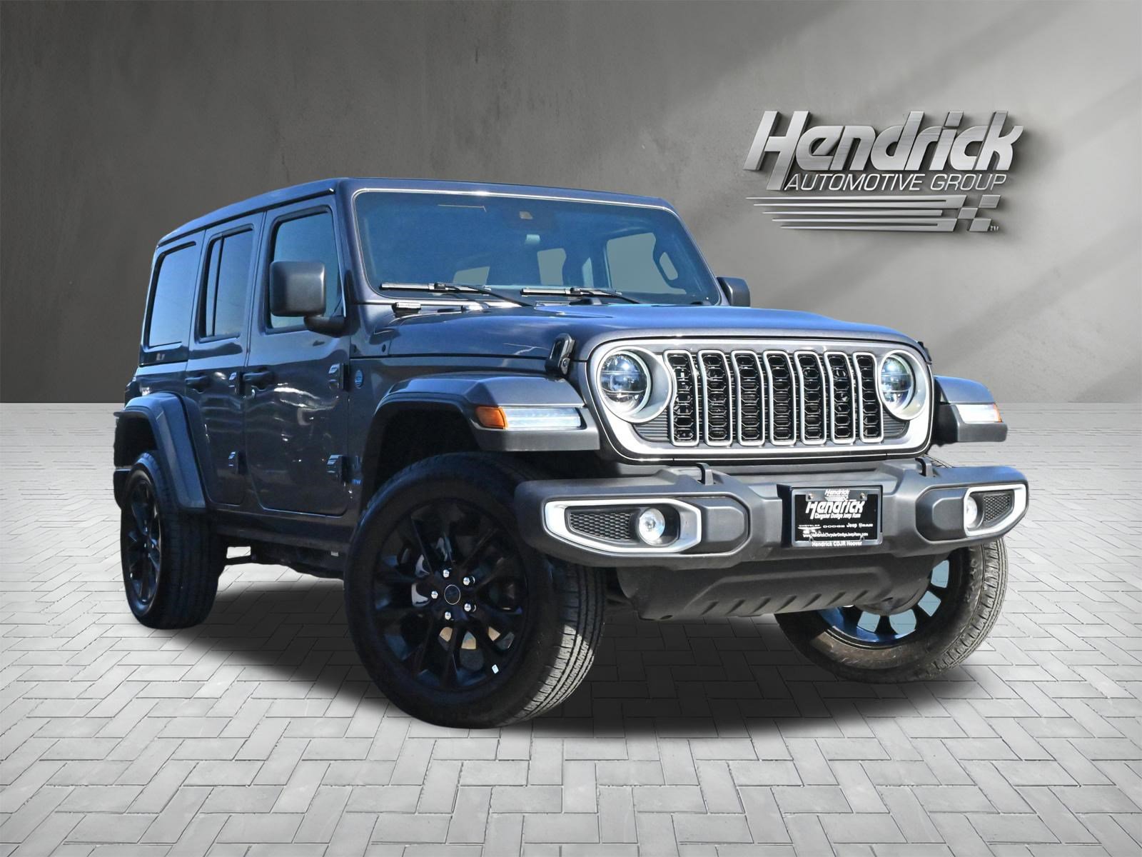 Used 2025 Jeep Wrangler Sahara w/ Safety Group video 2