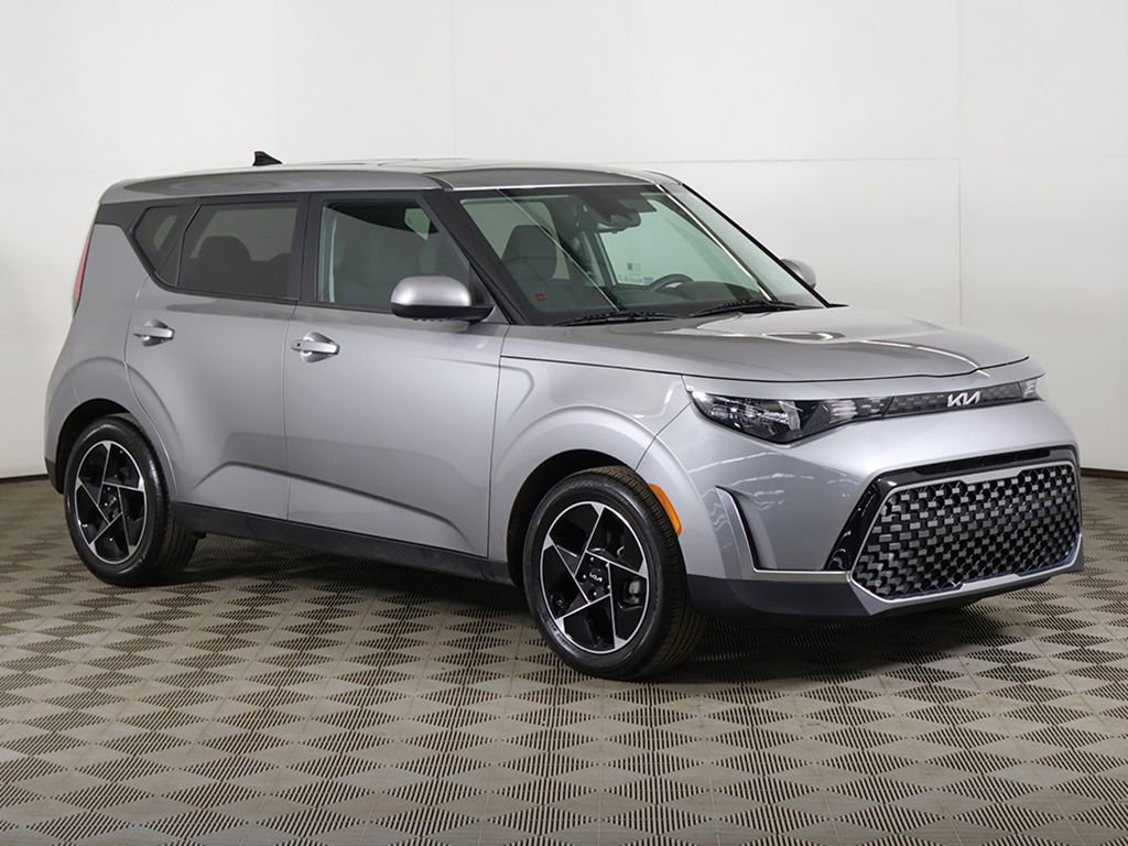 Used 2023 Kia Soul EX image 54