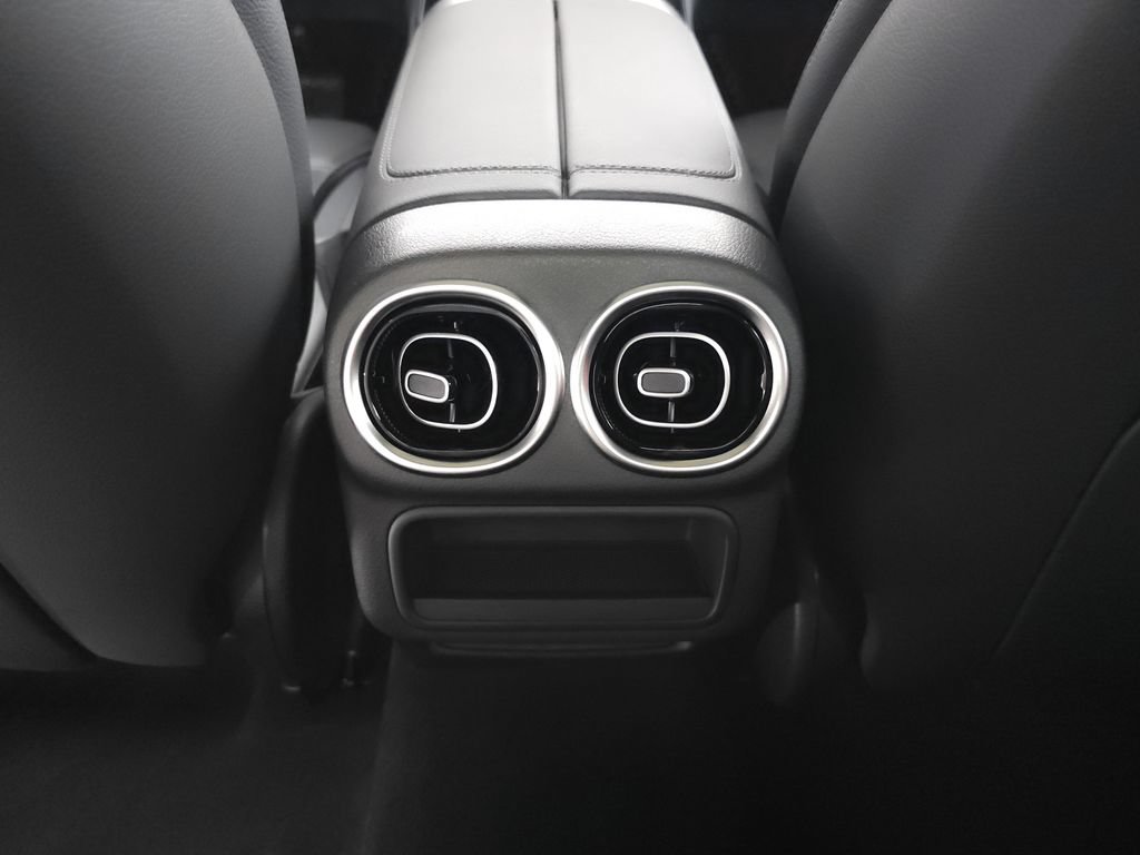 Certified 2026 Mercedes-Benz GLC 300 4MATIC image 28