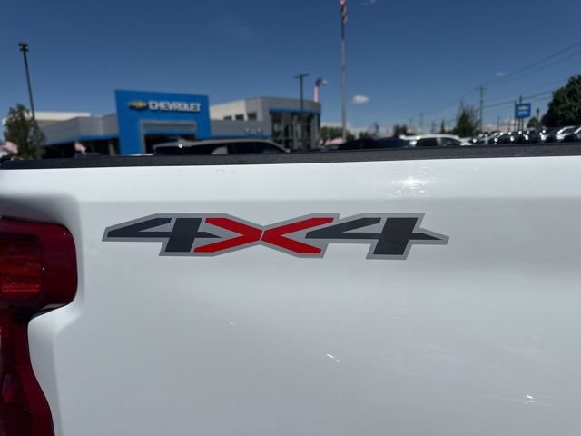 Used 2025 Chevrolet Silverado 2500 LT w/ Convenience Package AWD/4WD image 12