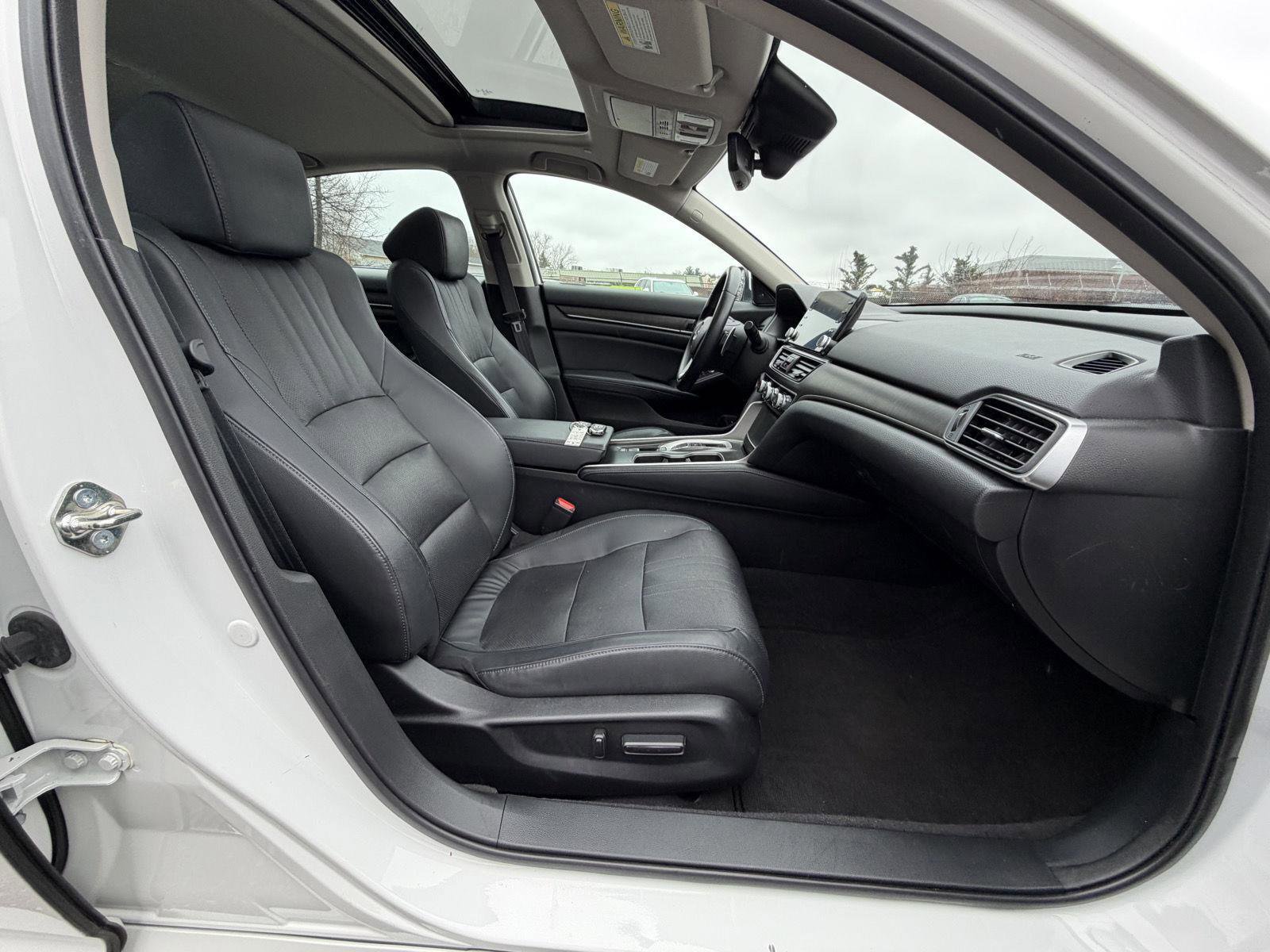 Used 2018 Honda Accord EX-L image 24