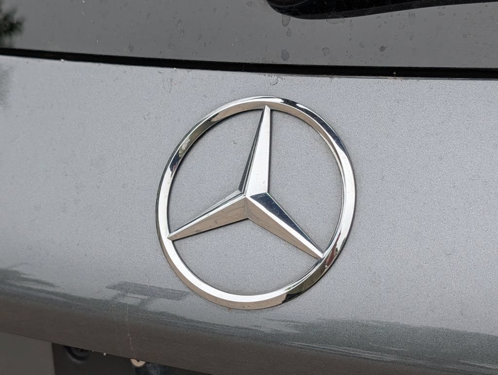 Used 2020 Mercedes-Benz GLC 300 4MATIC image 10