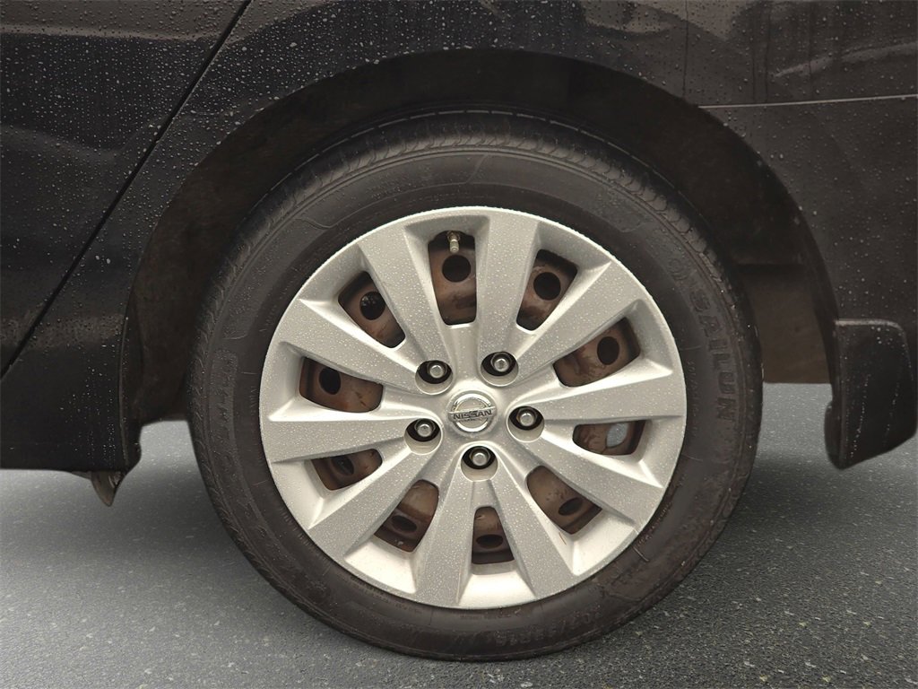 Used 2015 Nissan Sentra S image 30