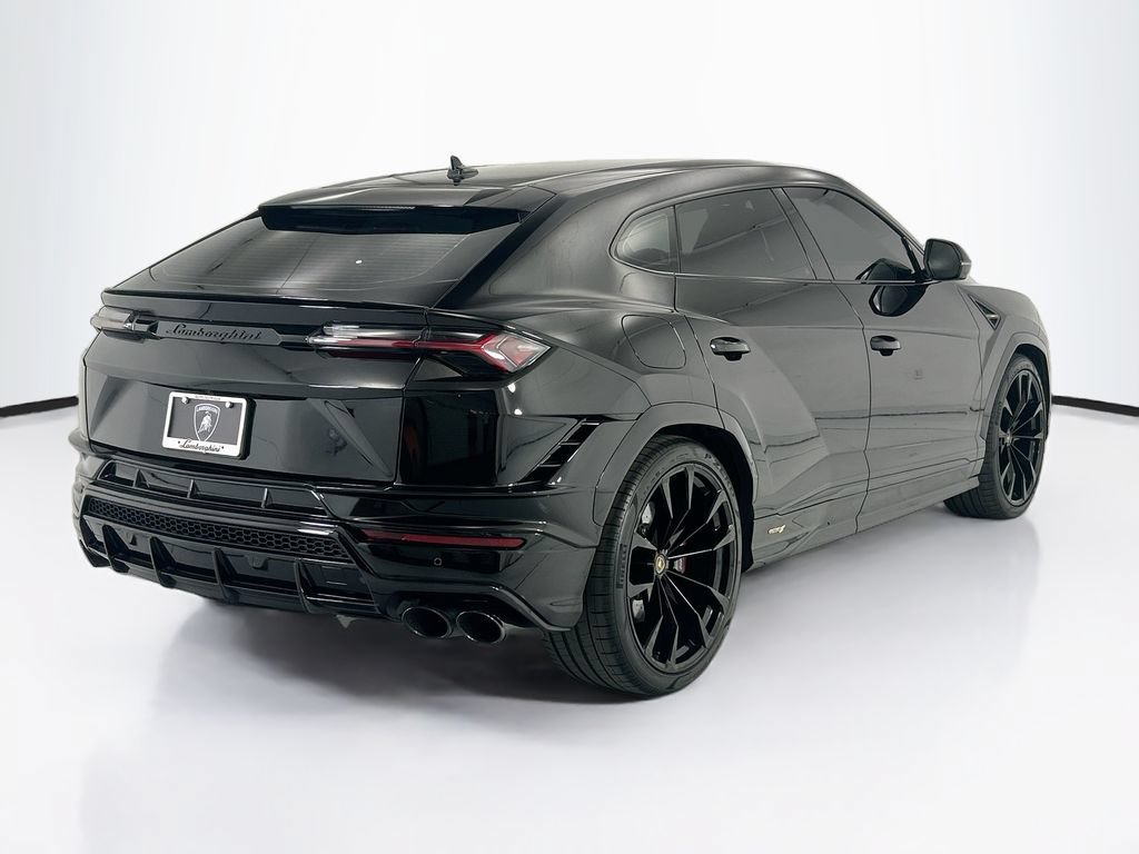 Used 2024 Lamborghini Urus S AWD/4WD image 5