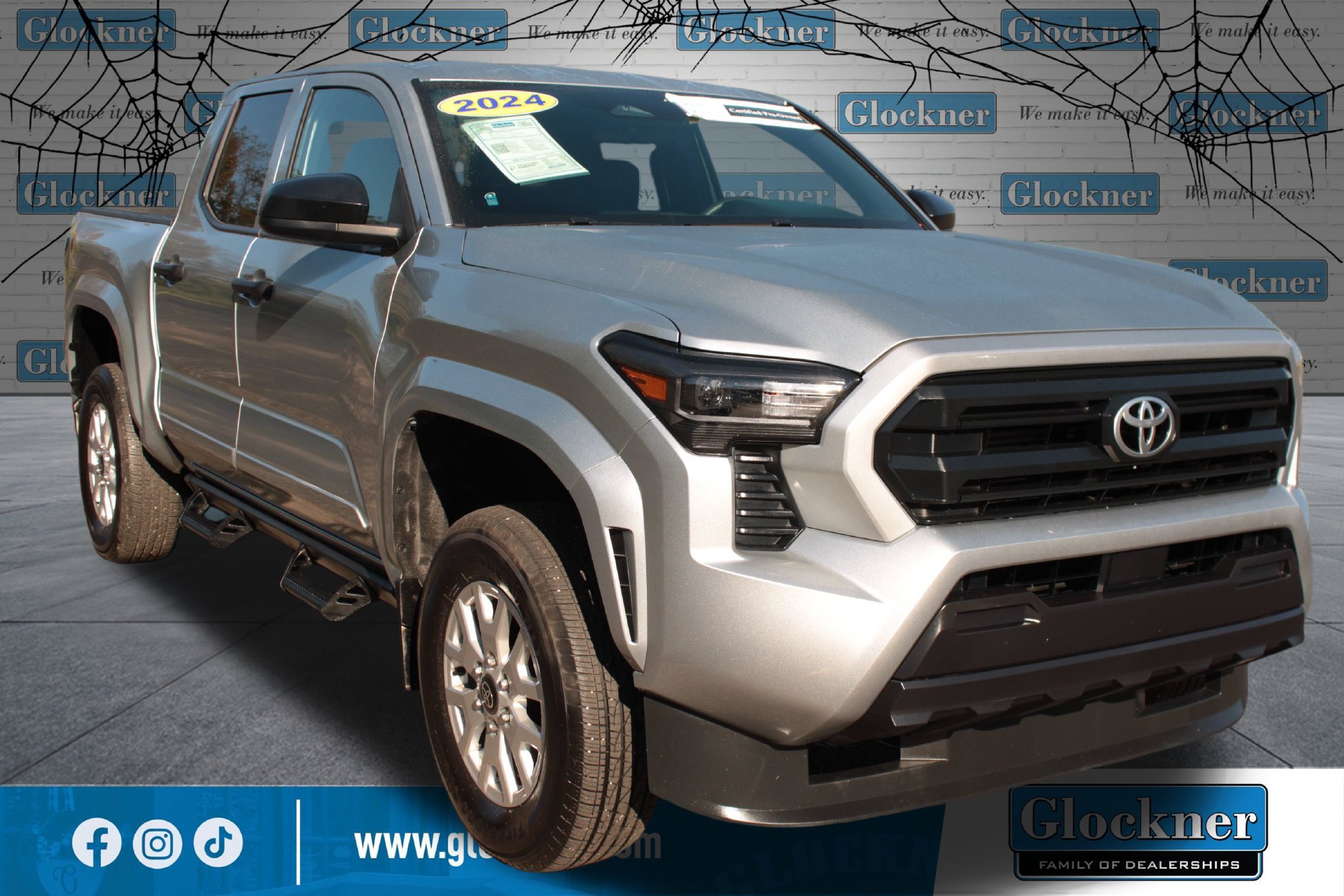Used 2024 Toyota Tacoma SR AWD/4WD image 3