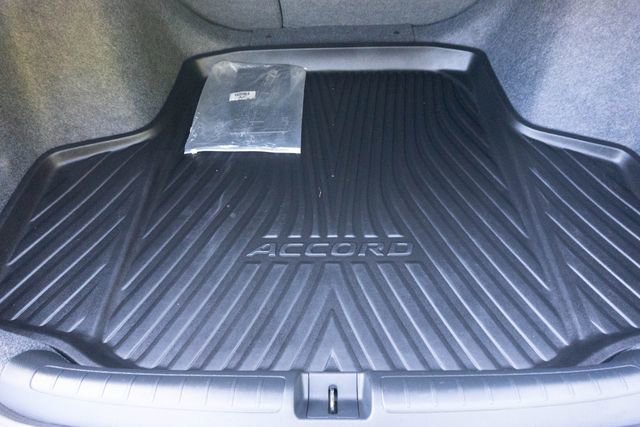 Certified 2020 Honda Accord Touring image 11