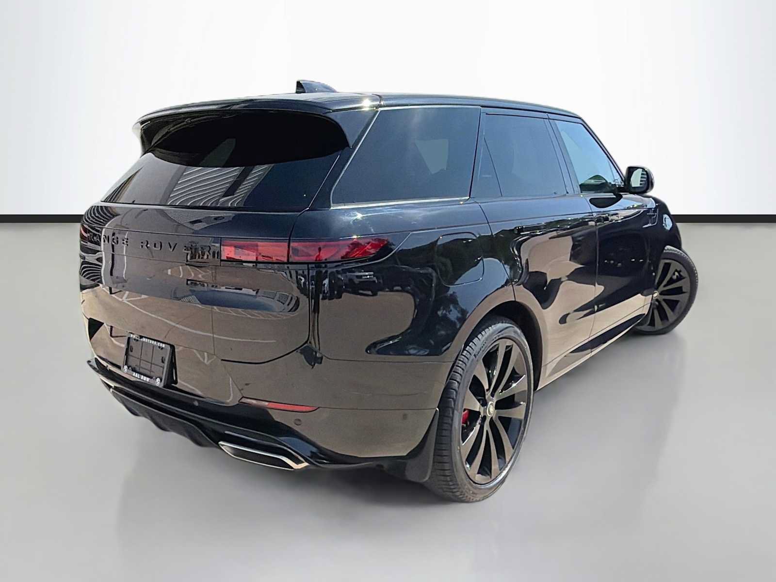 Certified 2025 Land Rover Range Rover Sport Dynamic SE AWD/4WD image 3