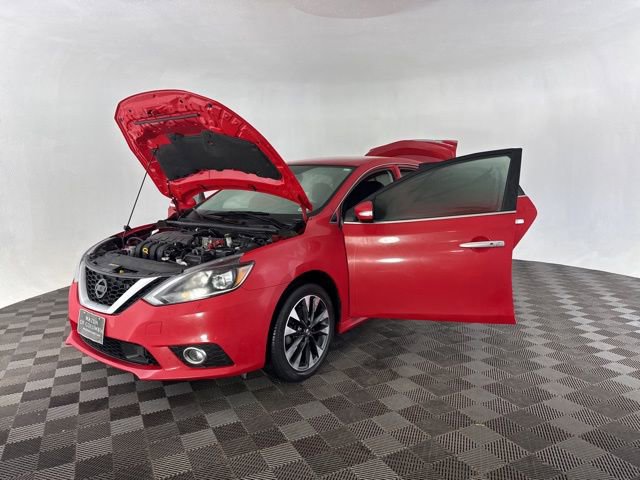 Used 2019 Nissan Sentra SR image 9