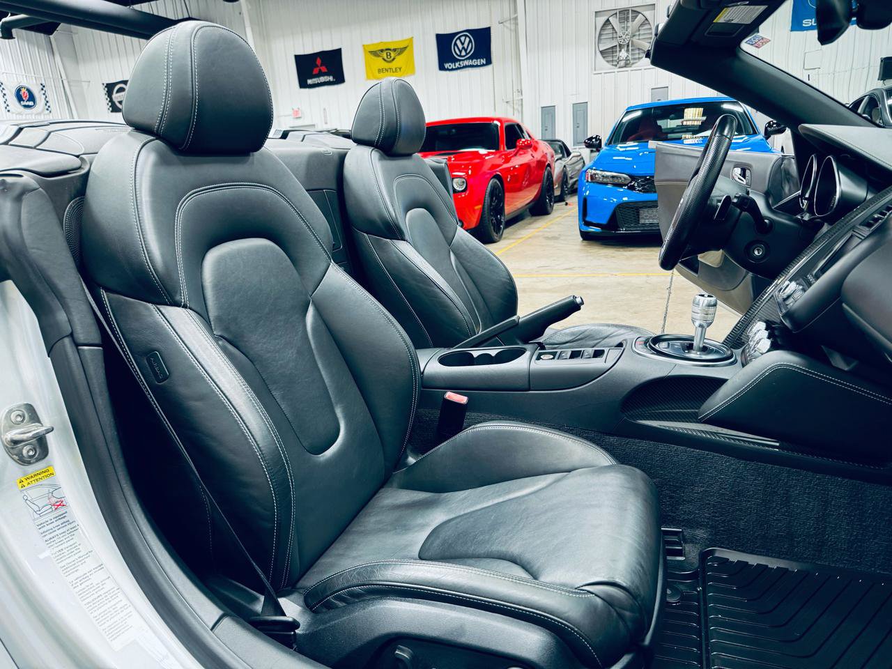 Used 2012 Audi R8 V10 w/ Enhanced Leather Pkg AWD/4WD image 30