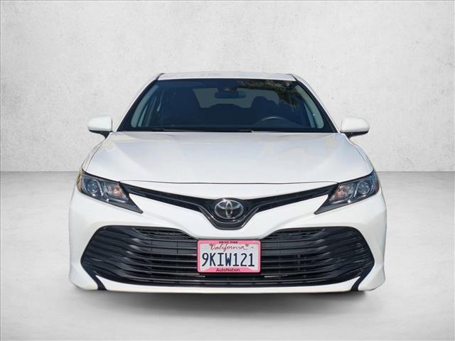 Used 2019 Toyota Camry LE image 2