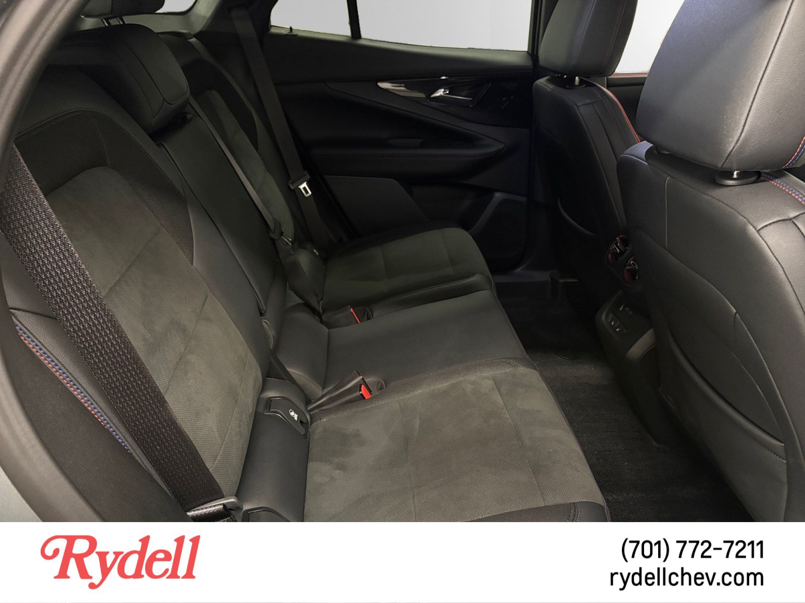 Used 2024 Chevrolet Blazer EV RS AWD/4WD image 17