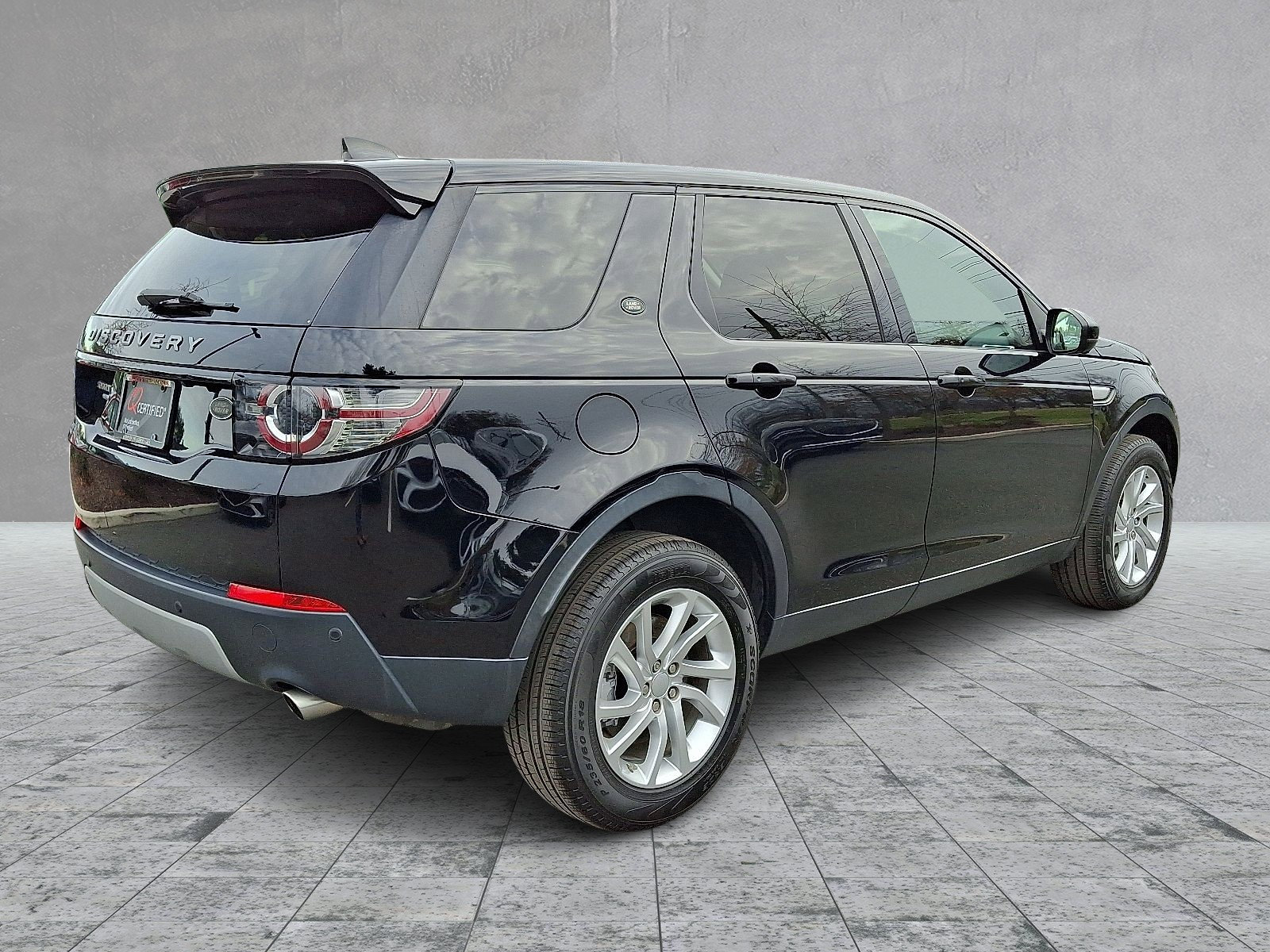 Used 2019 Land Rover Discovery Sport HSE image 11