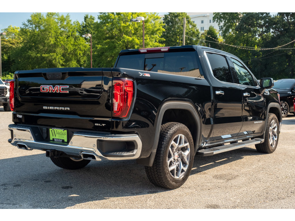 Used 2024 GMC Sierra 1500 SLT w/ SLT Premium Plus Package AWD/4WD image 8