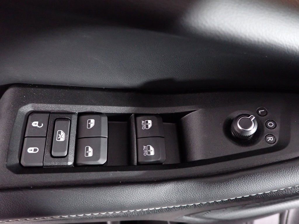 New 2025 Jeep Grand Cherokee Limited image 22