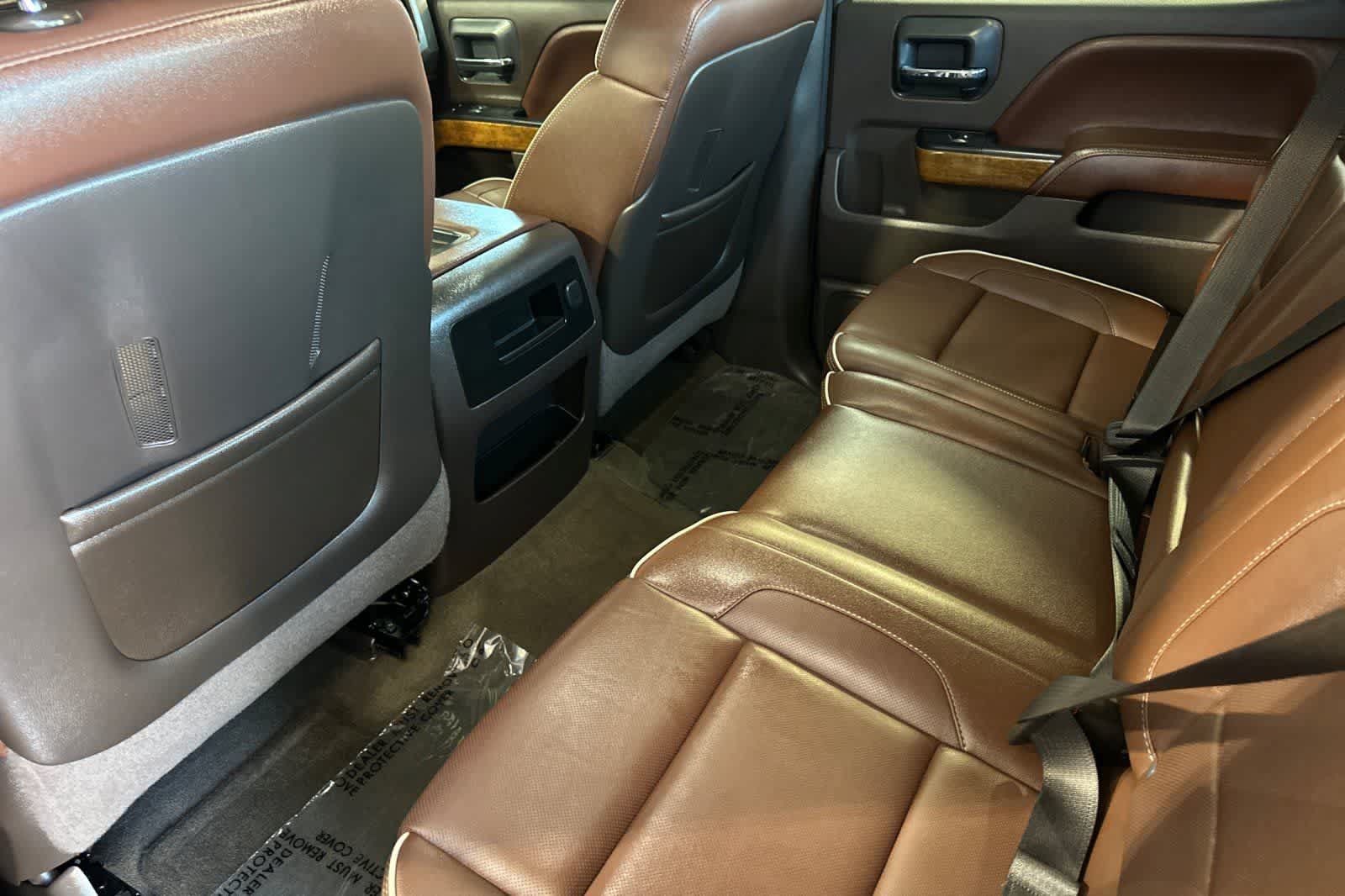 Used 2015 Chevrolet Silverado 1500 High Country w/ High Country Premium Package AWD/4WD image 5