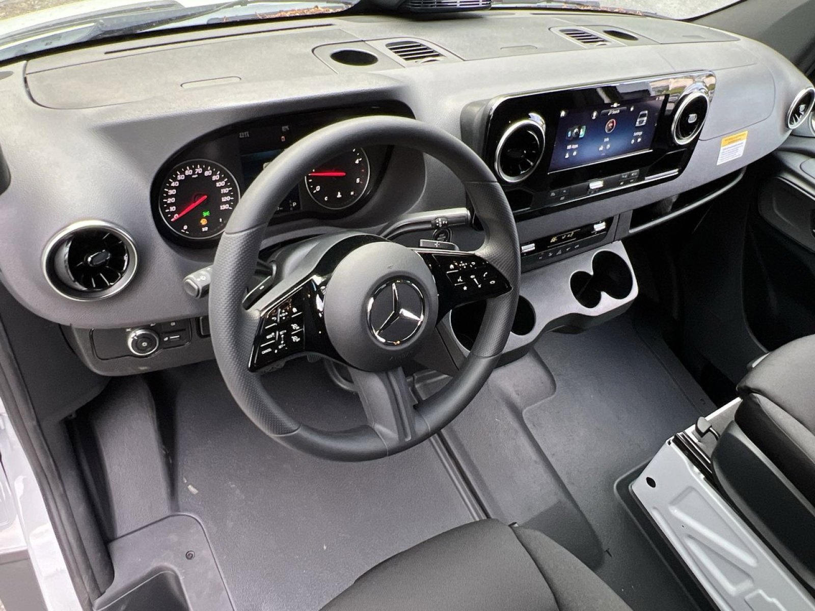 New 2025 Mercedes-Benz Sprinter 2500 image 21