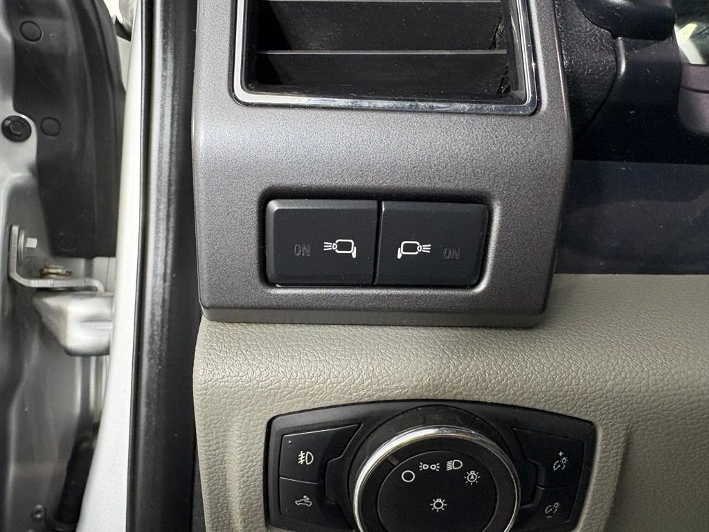 Used 2019 Ford F250 XLT w/ XLT Premium Package AWD/4WD image 22