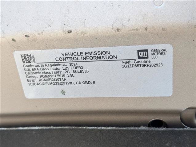 Used 2024 Chevrolet Malibu LT FWD image 22