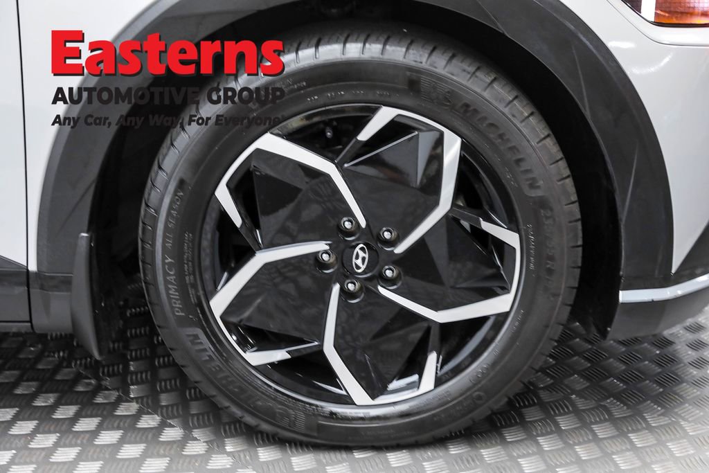 Used 2023 Hyundai Ioniq 5 SE image 28