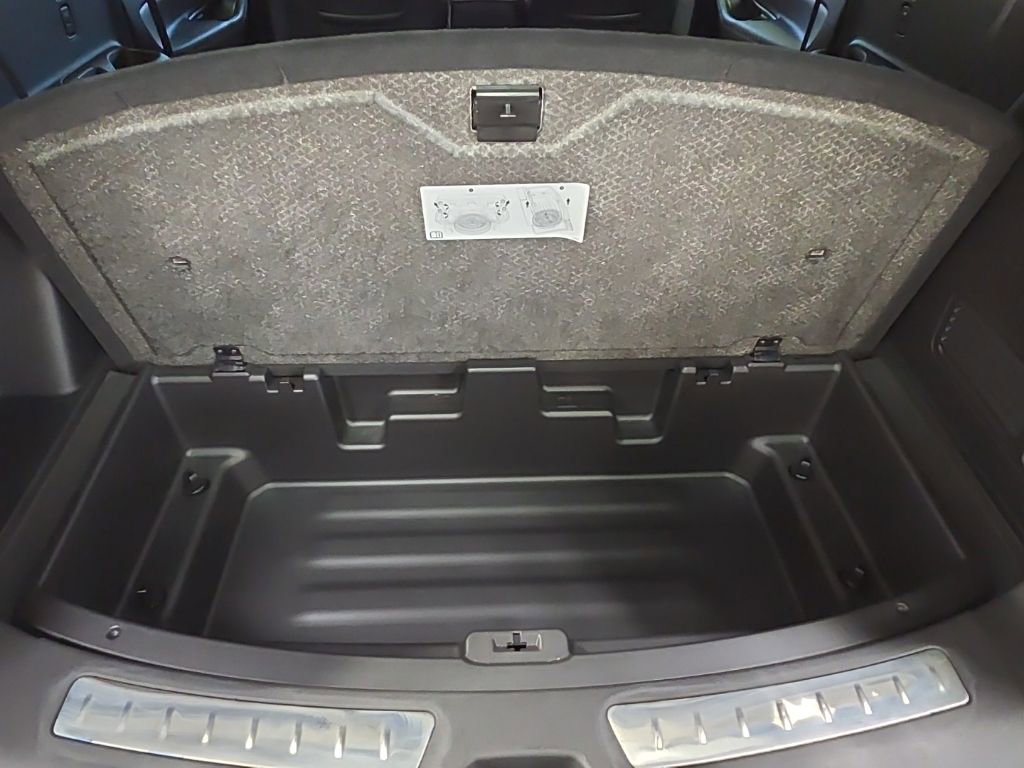 Used 2023 Buick Enclave Essence image 37