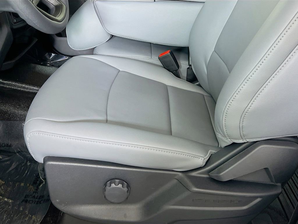 New 2026 Ford F350 XL w/ XL Chrome Package image 21