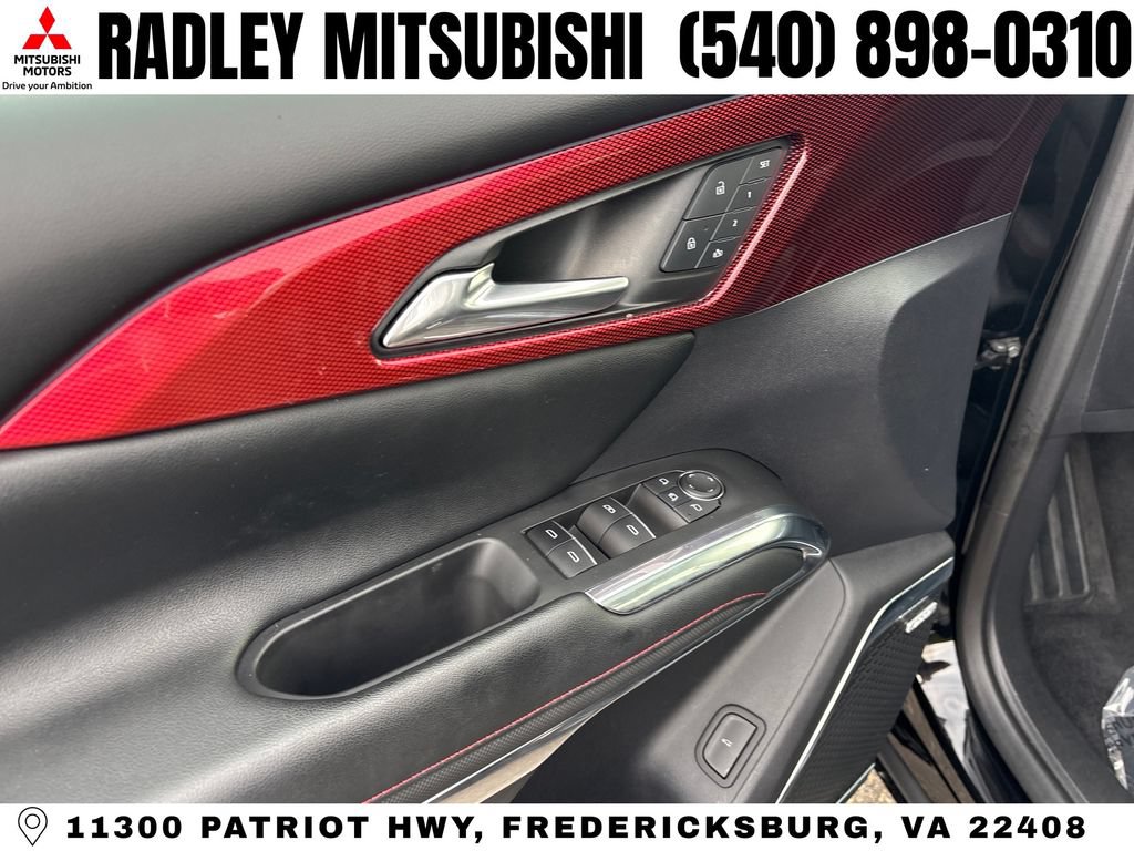 Used 2024 Chevrolet Traverse RS AWD/4WD image 5
