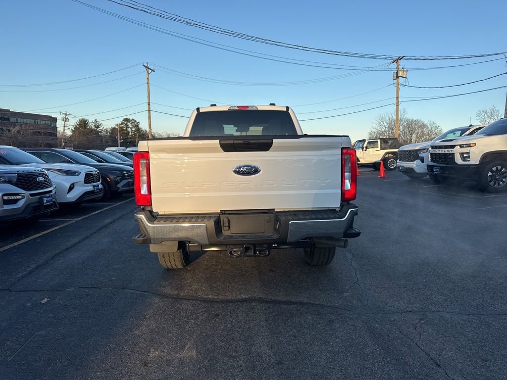 New 2026 Ford F250 XLT w/ FX4 Off-Road Package image 7
