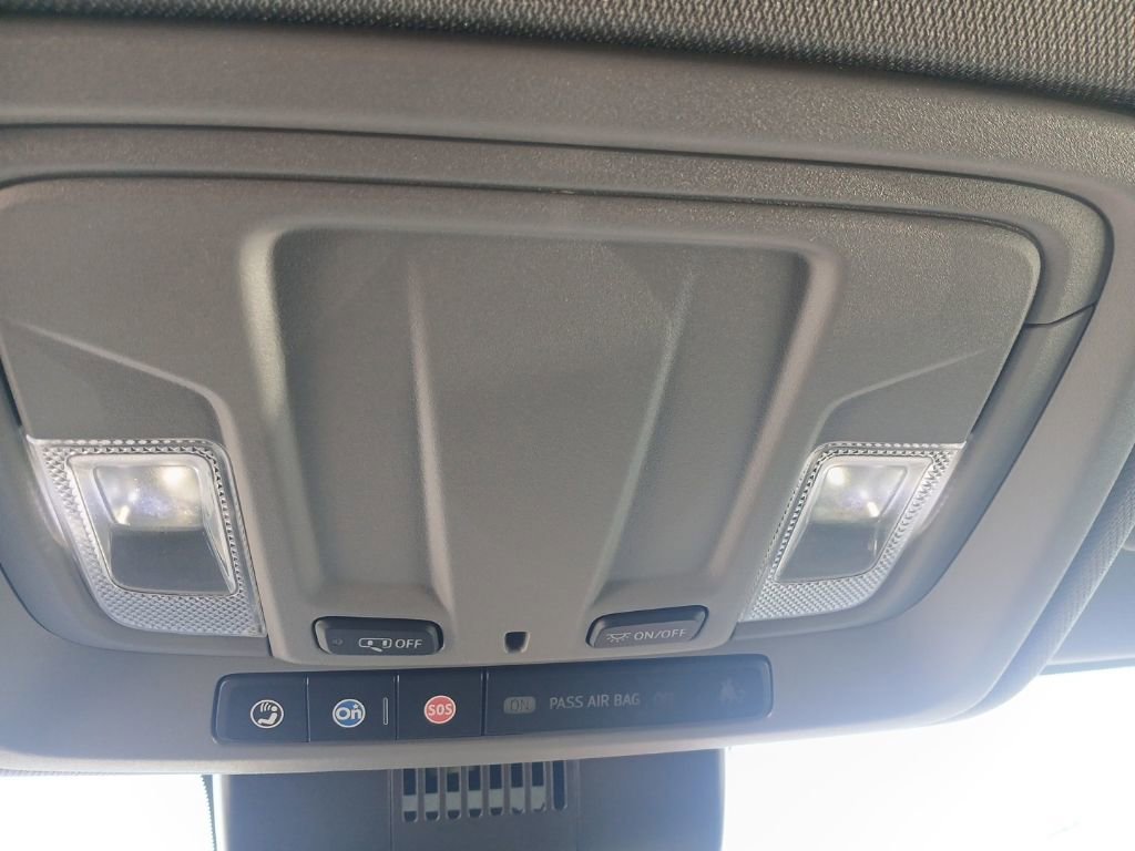 Certified 2023 Chevrolet Silverado 1500 Custom image 22