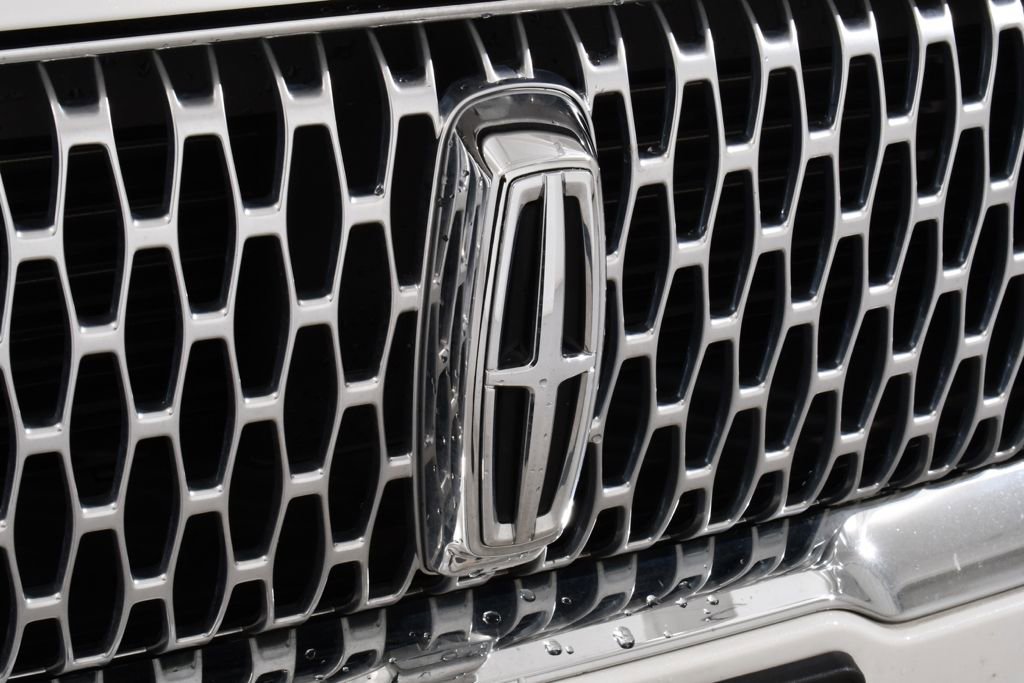 Used 2022 Lincoln Corsair AWD w/ Equipment Group 101A image 21