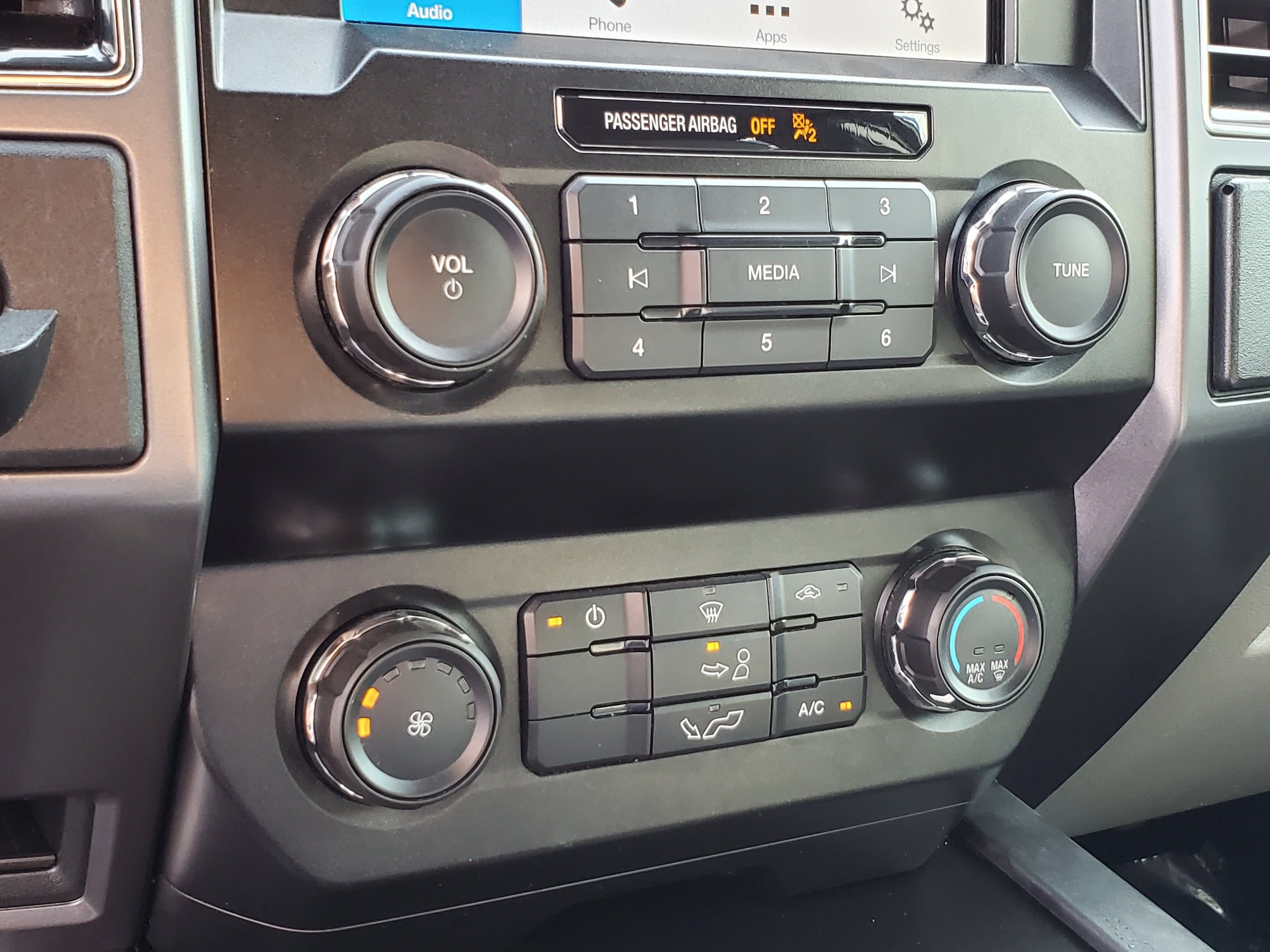 Used 2019 Ford F150 XLT RWD image 18